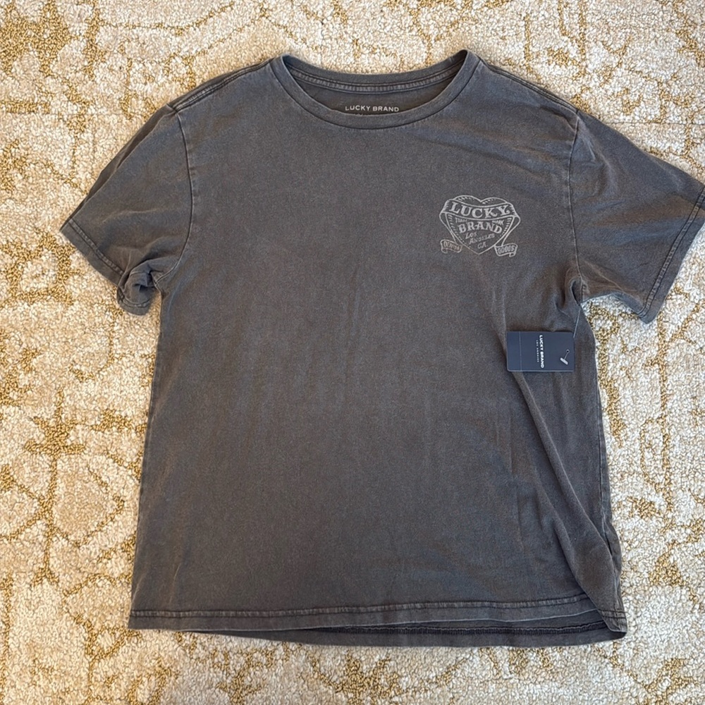 Lucky brand t shirt